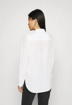 Anna Field Basic Blouse With Front Pockets - Camisa - Offwhite, Mujer -LuxeTrend Ventas 25b2dcdd81114e48bf79bfc23d5bd020