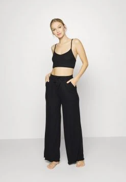 Anna Field 3 PIECE COSY RIB SET - Pijama - Black, Mujer -LuxeTrend Ventas 2bed7d94b1584047bfb3108486cf55ac