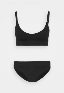 Anna Field Rib Seamless Set - Top - Black, Mujer -LuxeTrend Ventas 31d321ff8e524680a0a94ba8fbb961e5