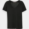 Anna Field Camiseta Básica - Black, Mujer -LuxeTrend Ventas 33bd1743669a4f0480189e822920352e