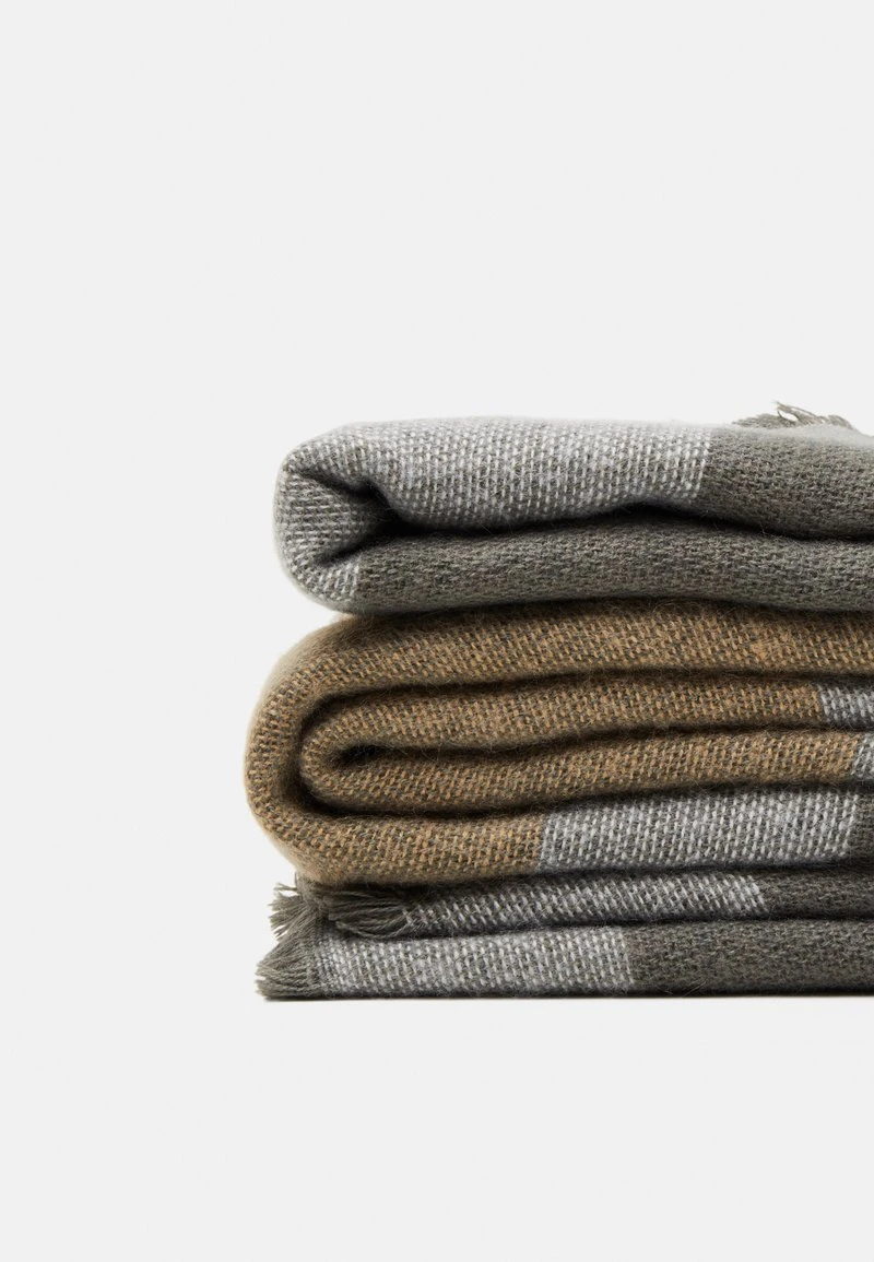 Anna Field Bufanda - Dark Grey, Mujer 5 Anna Field Bufanda - Dark Grey, Mujer - Imagen 3