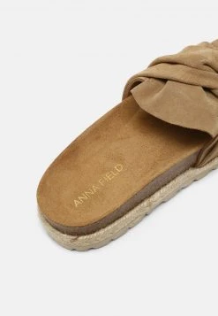 Anna Field COMFORT LEATHER - Pantuflas - Beige, Mujer -LuxeTrend Ventas 4604f16a866f497a8eab8a7965c79cc5