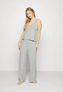 Anna Field RIB 3 PIECE PYJAMA - Pijama - Light Grey, Mujer -LuxeTrend Ventas 4aee0ee9df3640c0bd5ab943a3555b9b