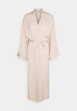 Anna Field Albornoz - Nude, Mujer -LuxeTrend Ventas 5a615215a6f04fa0ae71d37674cbe16a