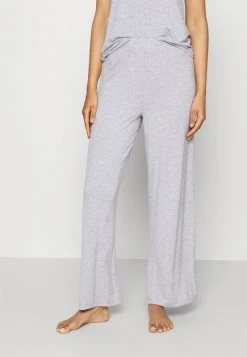 Anna Field 3 PIECE JERSEY LOUNGE SET - Pijama - Mottled Light Grey, Mujer -LuxeTrend Ventas 66cb114b981d45dd8063c8c4a54649ec