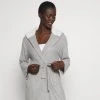 Anna Field RIBBED BATHROBE - Albornoz - Grey, Mujer 1 Anna Field RIBBED BATHROBE - Albornoz - Grey, Mujer -LuxeTrend Ventas 6771b125d3c3483fbe870a45f8e19416
