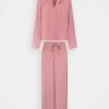 Anna Field HAMMERED SATIN PJ SET - Pijama - Pink, Mujer -LuxeTrend Ventas 7a9ee915b07e4fc99e567c99c6c132c0