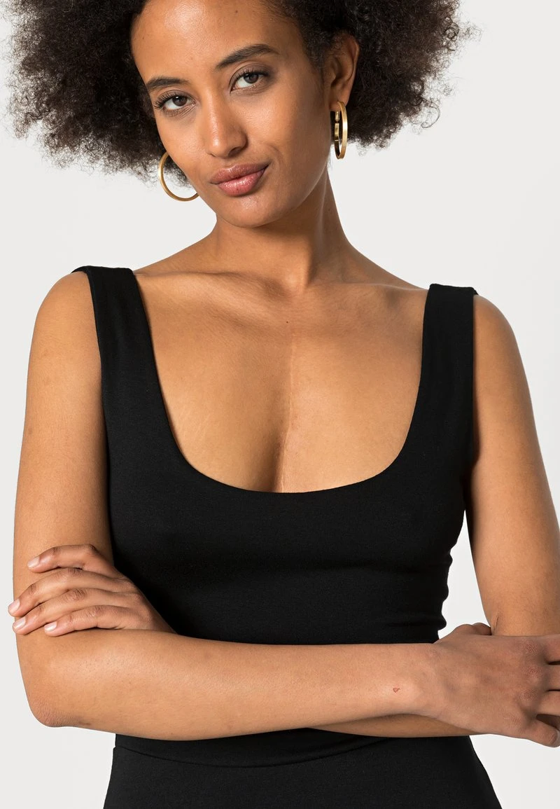 Anna Field WIDE STRAP FIT MIDI DRESS - Vestido Ligero - Black, Mujer 7 Anna Field WIDE STRAP FIT MIDI DRESS - Vestido Ligero - Black, Mujer - Imagen 5