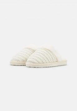 Anna Field Pantuflas - White, Mujer -LuxeTrend Ventas a4d89686f361458fa0c1e3d5f7700743
