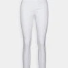 Anna Field Vaqueros Slim Fit - White, Mujer -LuxeTrend Ventas a6f29251c92a4ccc8b931ace000b472e