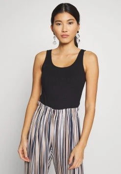 Anna Field Top - Black, Mujer