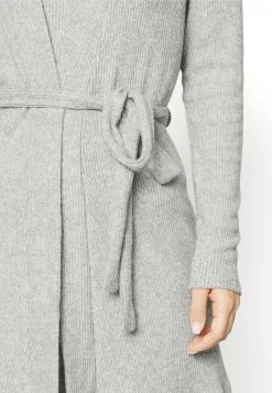 Anna Field RIB 3 PIECE PYJAMA - Pijama - Light Grey, Mujer -LuxeTrend Ventas ce3ce69c3a274e2396ab190f38a3af3c