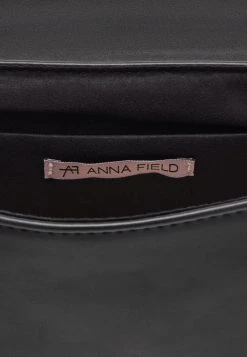 Anna Field Clutch - Black, Mujer -LuxeTrend Ventas d6bd5810ced74508a8efa545c638b891