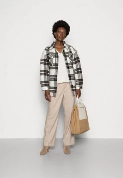 Anna Field V NECK VEST - Jersey De Punto - Beige, Mujer -LuxeTrend Ventas e9a5f4639af445a2b7b38fa3389a96e8