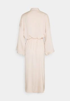 Anna Field Albornoz - Nude, Mujer -LuxeTrend Ventas fd362019cafd4e42b013f1ff81b92406